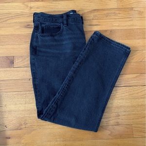 Old Navy Mid to High Rise Black Slouchy Straight Jeans with Button-Fly size 8